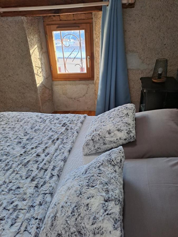 Le Grenier Des Moineaux Acomodação com café da manhã Font-Romeu-Odeillo-Via Exterior foto